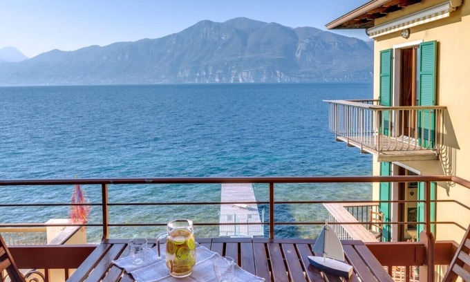 Brenzone sul Garda Apartment | Inviting Apartment House Olive Tree with Oceanfront Views