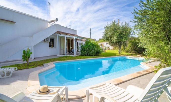 Caucana-finaiti-casuzze-finaiti Nord Villa | Villa Malamuri - Four Bedroom Villa, Sleeps 10