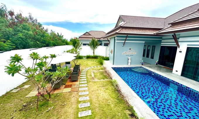 Hua Hin Villa | New Beach House Getaway with Pool, Perfect for Groups