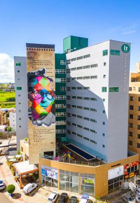 Itabira Hotel | IT Itabira Hotel: Pet-Friendly Stay with Pool & Hot Tub
