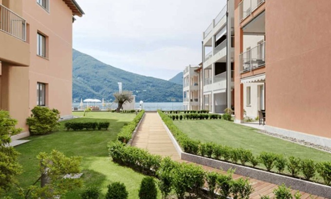 Maccagno Apartment | Idyllic Italian Lakes Apartment with Pool & Spa Amenities