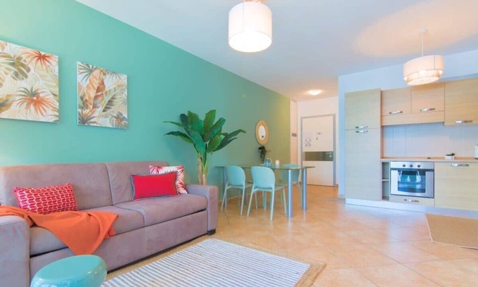 Maccagno Apartment | Relaxing Lake Maggiore Lakeside Apartment with Pool & Hot Tub