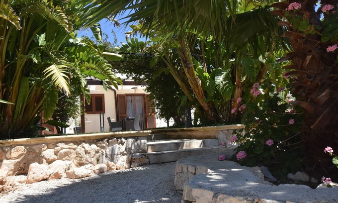 Francavilla Fontana Apartment | Top-Rated Albicocca Masseria Giulio with Ocean View Pool