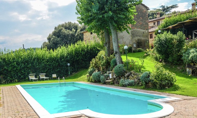 Bivio Lugnano House | Idyllic Holiday Home in Umbria with Pool & Pet-Friendly