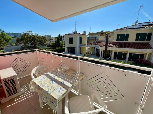 Porto Santa Margherita Apartment | Coastal Retreat: Pet Friendly Getaway with High Guest Ratings
