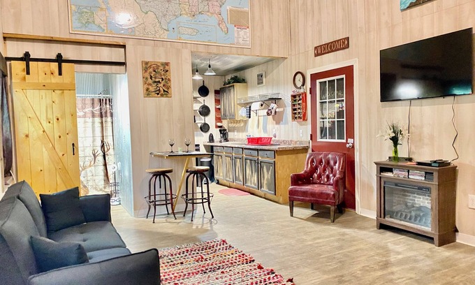 Trappist Cottage | Relax at Lost On Purpose Retreat with Ocean View and More