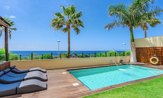Los Cristianos Villa | Your Perfect Oceanfront Getaway Awaits You!