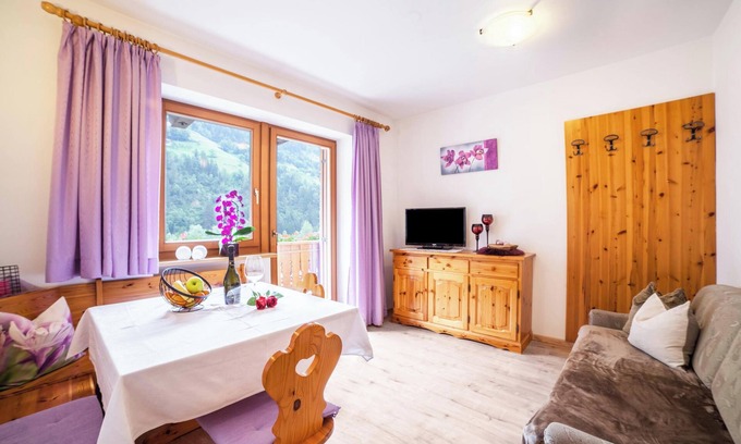San Martino in Passiria Apartment | Mountain View Retreat with Wi-Fi, Garden & Spa Amenities