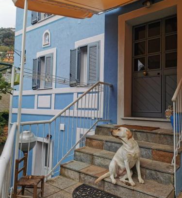 Varazze House | Welcome to Itaca: Pet-Friendly Retreat with Kitchen Access