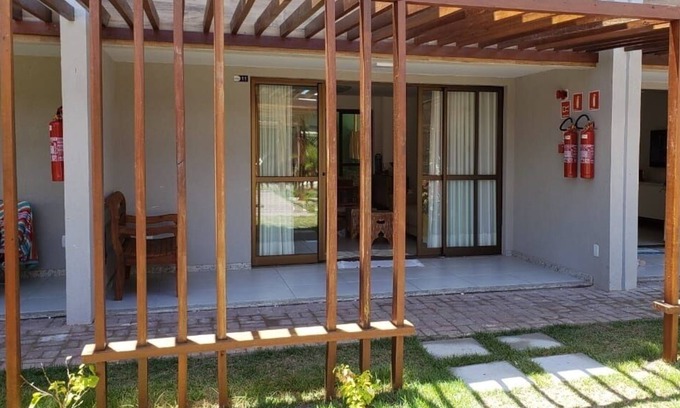 Bela Vista House | Cozy Itacimirim Village: 3 Bedrooms Steps from the Beach