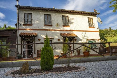Castelnuovo d'Elsa House | Experience Italy at Podere Vallino: Oceanfront Retreat