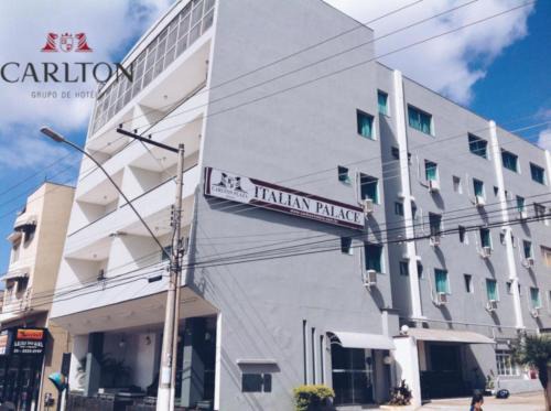 Nossa Senhora Aparecida Hotel | Pet-Friendly Retreat at Italian Palace Hotel Rede Carlton