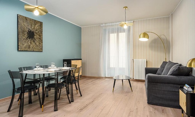 Porta Garibaldi Apartment | Explore Italianway - Corso Como 12: Family-Friendly Stay