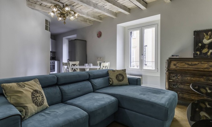 Cerchia dei navigli Apartment | Relax at Italianway - Meravigli 18: Spa & Family-Friendly