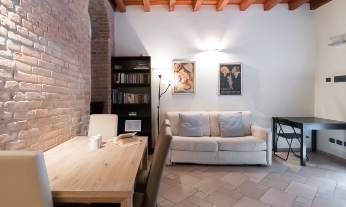 Porta Romana Apartment | Discover Italianway - Muratori 8 with Spa & Breakfast