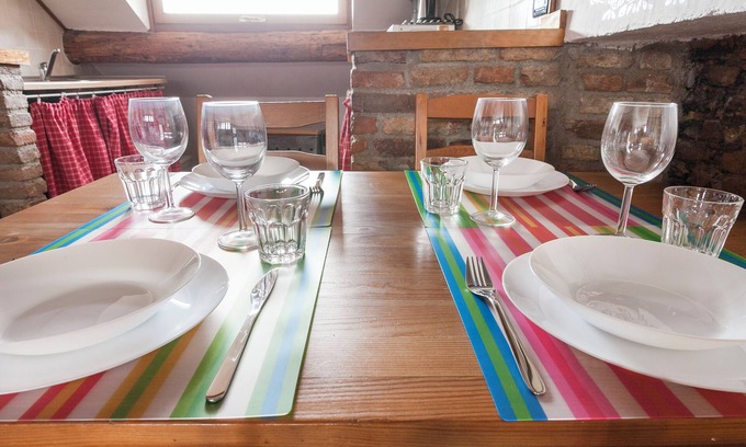Lazzaretto Apartment | Discover Italianway - P. Castaldi 17 with Spa & Breakfast