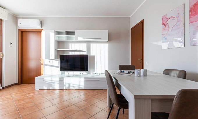Rozzano Apartment | Family-Friendly Stays at Italianway - Piazza Alboreto 72