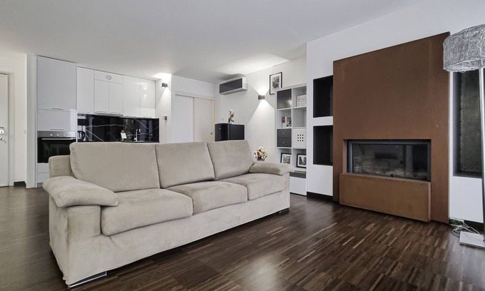 Carrobbio Apartment | Discover Italianway - Torino 57 A with Spa and Pet-Friendly Amenities