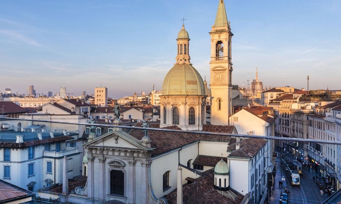 Carrobbio Apartment | Explore Torino 57 B: Pet-Friendly Stay with Spa & Hot Tub
