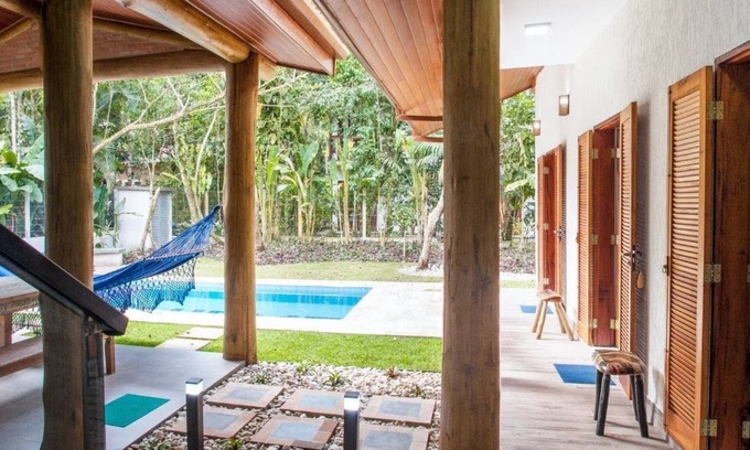 Itamambuca House | Oceanfront Suites at Itamambuca Beach with Pool & Gourmet Area