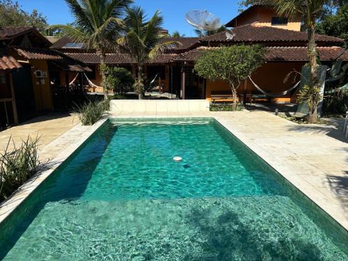 Itamambuca House | Oceanfront Itamambuca Suites with Pool & Family Amenities