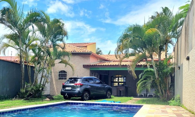 Cibratel II House | Itanhaem Getaway: Ocean View, Pet-Friendly Retreat