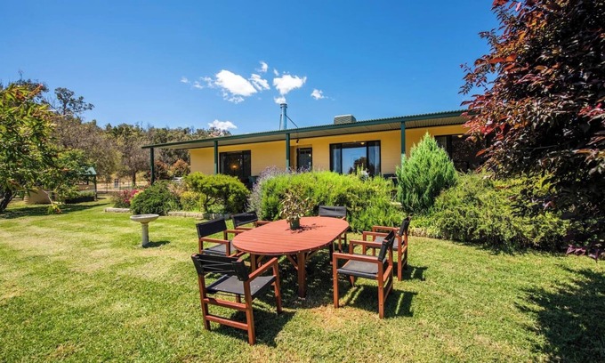 Frog Rock House | Relaxing Ithaca Farm Cottage with Country View & Pet Friendly