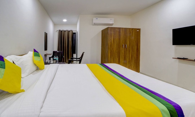 Aurangabad Hotel | Budget-Friendly Stay at Itsy By Treebo - Atharva Executive