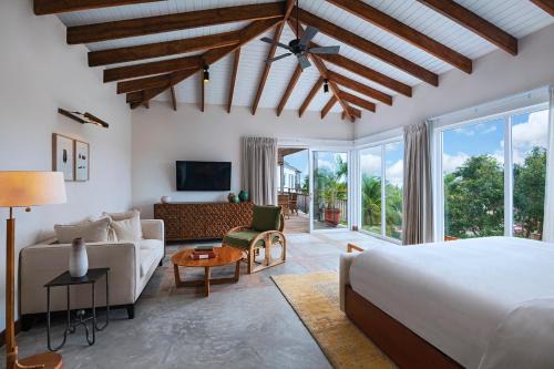 Placencia Resort | Experience Itz'ana Resort & Residences: A 5-Star Oasis