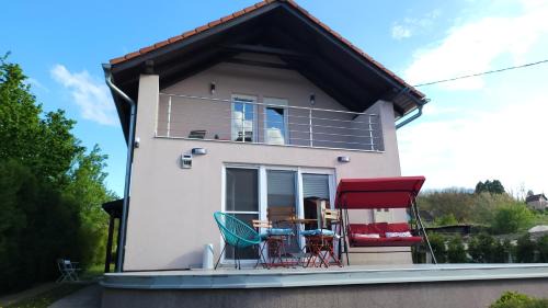 Aljmas House | Ivančica: Pet-Friendly Retreat with 9.5/10 Guest Rating