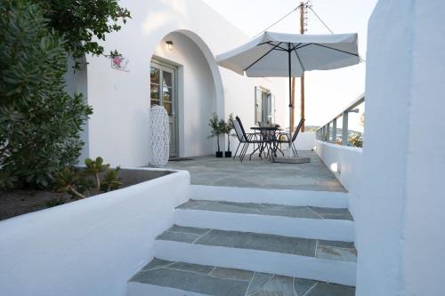 Apollonia House | Unforgettable Iviskos House: 4-Star Comfort in Apollonia
