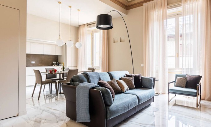 Como City Centre Apartment | Explore Ivory Visconti: Your Como Getaway Awaits