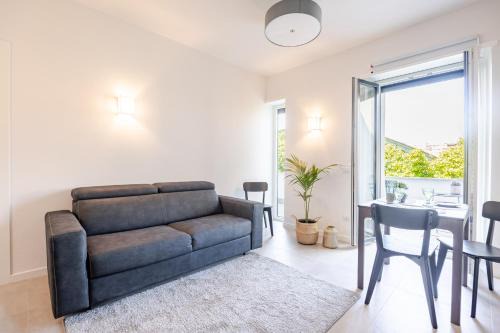 Latina Apartment | IVY - Chicago