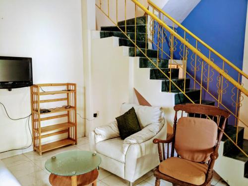 St.Stanislaus Villa Villa | Pet-Friendly Ivy Cosy House, 2 BHK Retreat in Khandala