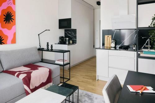 Chylonia Apartment | Discover Iwan Loft: Pet-Friendly Comfort Awaits You