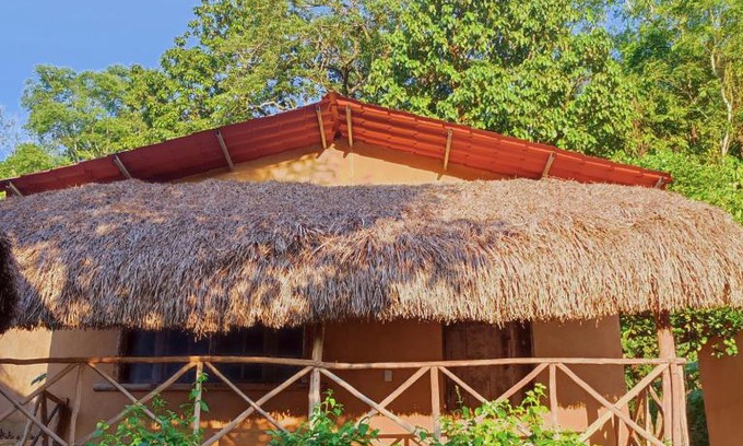 Huehuetlan Ski Chalet | Relaxing Ixak Cabañas: Pet & Child Friendly Retreat