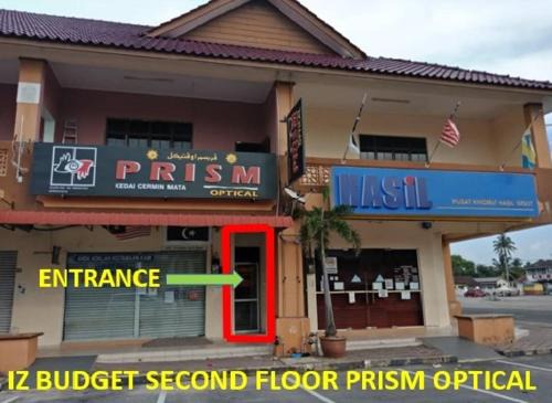 Kampung Nail Hotel | Budget-Friendly Stay at IZ Budget with Breakfast Included