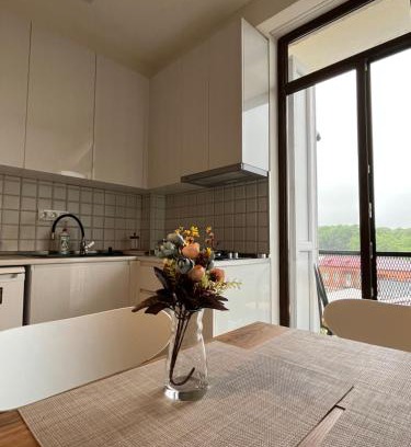 Kutaisi Apartment | Welcoming Izo's Home: Guest Rated 9.8, Family-Friendly Stay