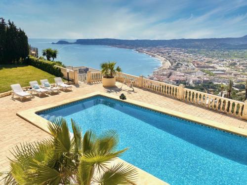Aduanas Apartment | Oceanfront Jávea Apartment Cielo with Pool & 9.8 Rating
