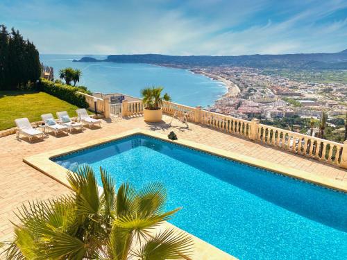 Aduanas Apartment | Discover Jávea Apartment Mar with Oceanfront Views