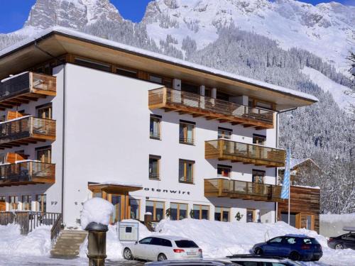 Hinterthal Apartment | Indulge at the Jäger: Spa Retreat for Families, Rated 10/10