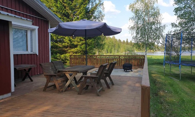 Soini Ski Chalet | Discover Järvitalo: Pet-Friendly Hotel with Oceanfront Views