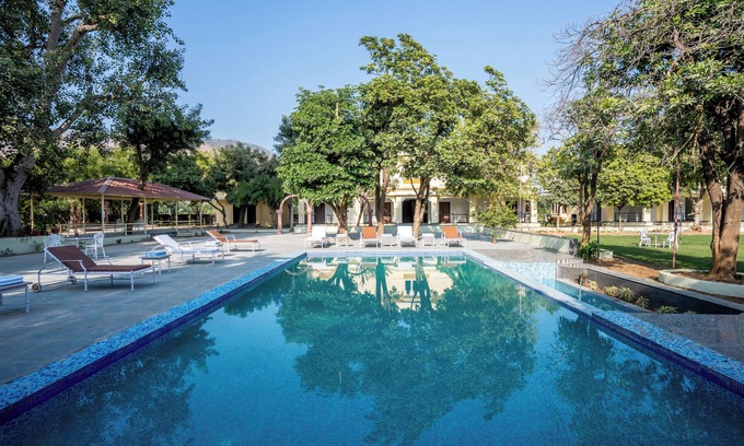 Alwar Hotel | jüSTa Alwarbagh Resort & Convention Centre