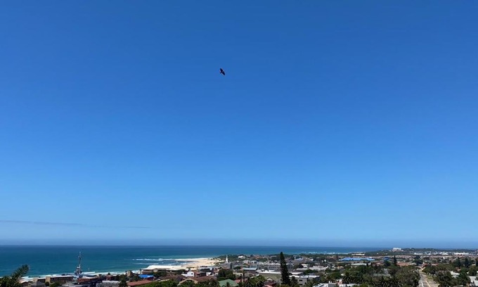 Jeffreys Bay Apartment | Family-Friendly Retreat at J-Bay Getaway – Book Your Stay!