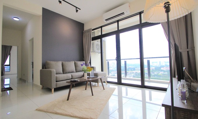 Bandar Tun Razak Apartment | Explore J.Dupion Cheras 26 by Kyuka: Near MRT, Pool & Breakfast
