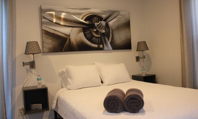 Lake Worth Apartment | Discover J&J's Chic Farmhouse Near the Beach with Ocean Views