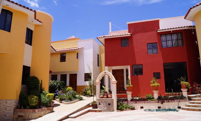 De Mexicanos Apartment | Top-Rated J&K Suite with Breakfast and Family-Friendly Perks