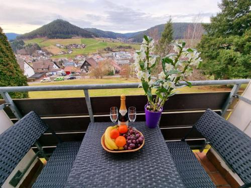 Baiersbronn Apartment | J&L Flat with Pool in Baiersbronn