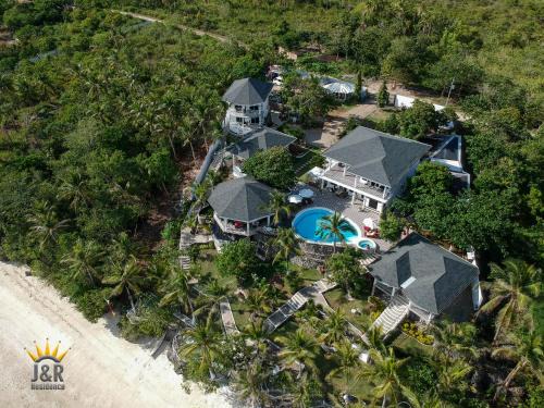 Anda Resort | Relaxing Getaway at J&R Residence with Oceanfront Views