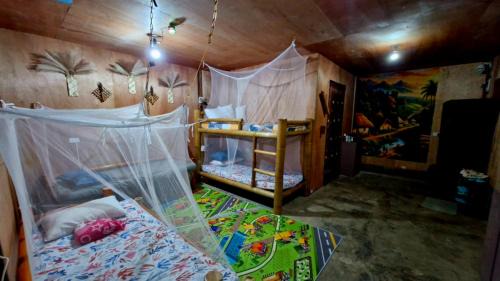 Mahinog Villa | J Travel Trail Inn - House in Hubangon, Camiguin